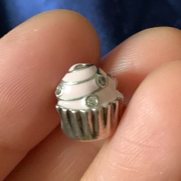Retired Rare Pandora Pink Cupcake Bead Charm w/ CZ Stones EUC - Picture 4 of 8